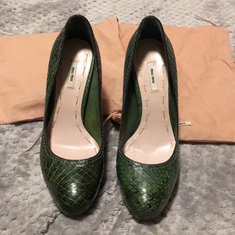 MiuMiu platform pumps